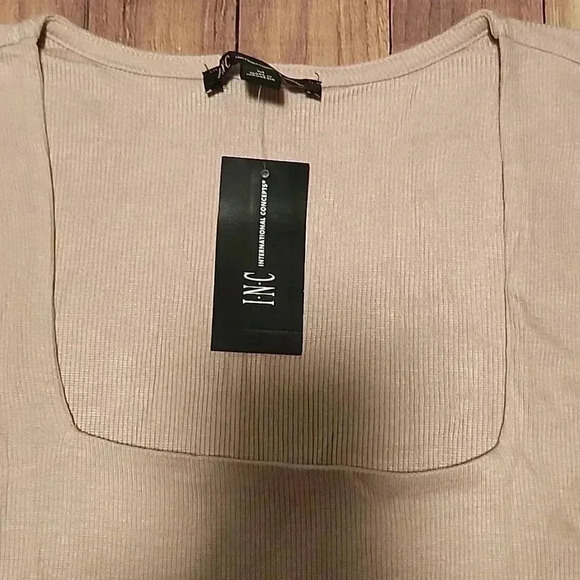 INC Long Sleeve Top - Picture 2 of 7